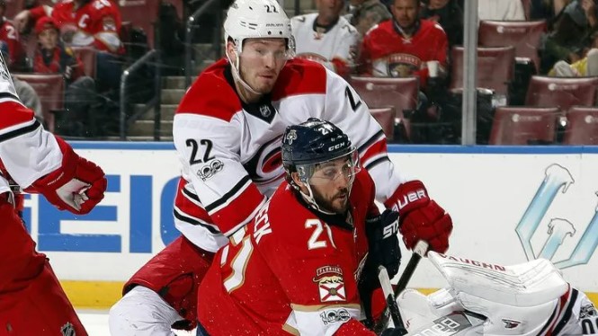 Хоккей. NHL. Флорида Пантерз – Каролина Харрикейнз. Прогноз: Фора 2 (0)