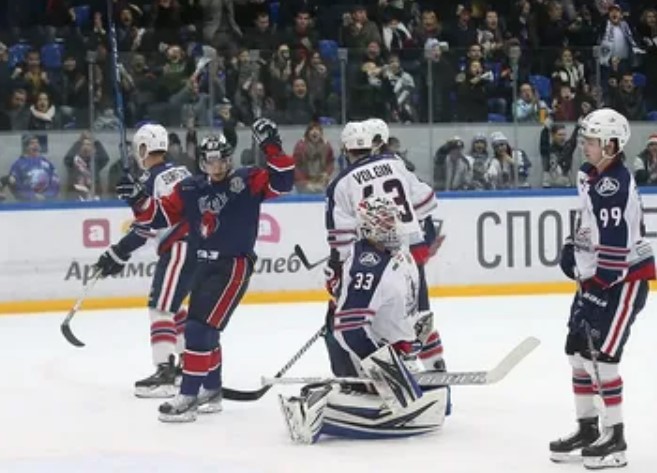 Хоккей. КХЛ. Нефтехимик – Торпедо. Прогноз: ИТ-2 Меньше (3.5)