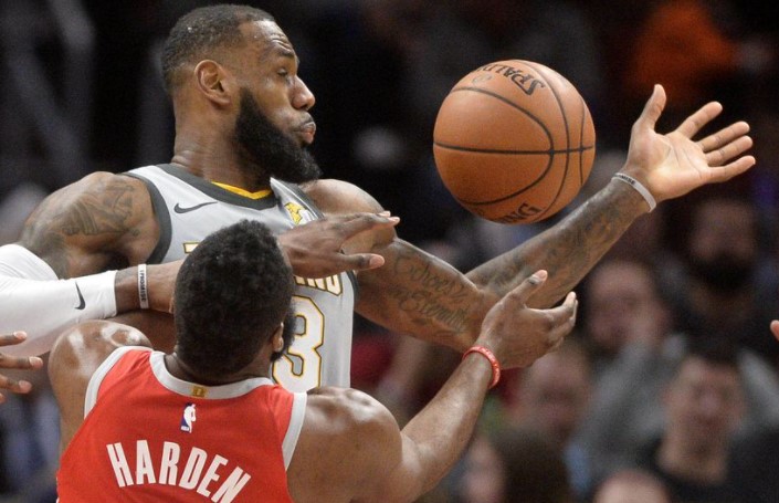 Баскетбол. NBA. Хьюстон - Кливленд. Прогноз: Фора 1 (-2)