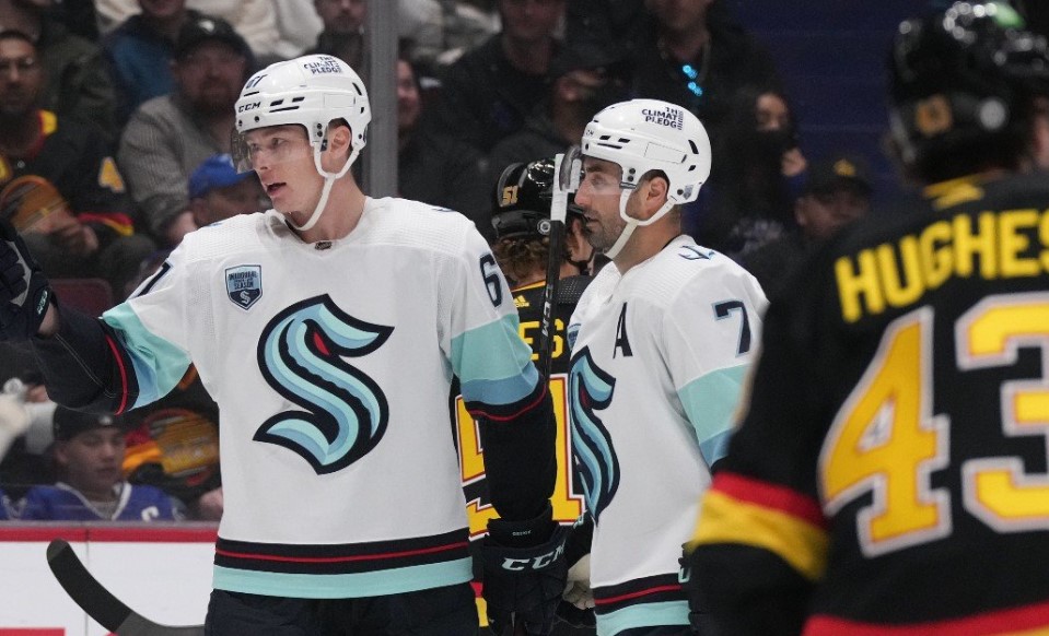 Хоккей. NHL. Сиэтл - Ванкувер. Прогноз: 1Х и Тотал (5.5) Б