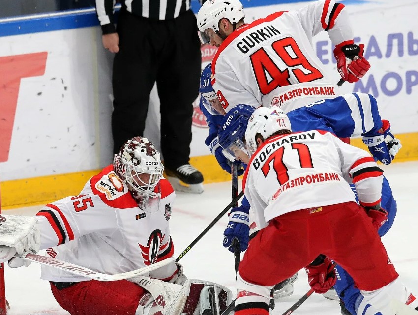 Хоккей. КХЛ. Динамо М – Автомобилист. Прогноз: Победа в матче 1
