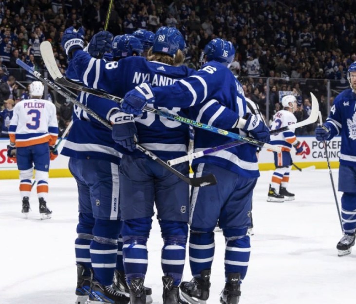 Хоккей. NHL. Торонто - Филадельфия. Прогноз: П1