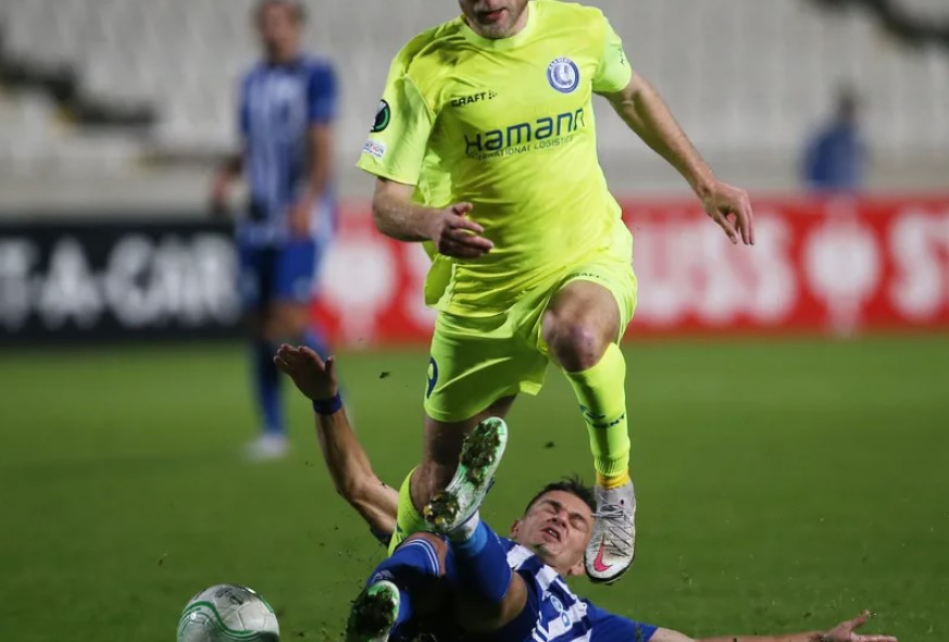 Футбол. Бельгия. Юнион Сент-Жилуаз - Гент. Прогноз: Обе забьют - Да