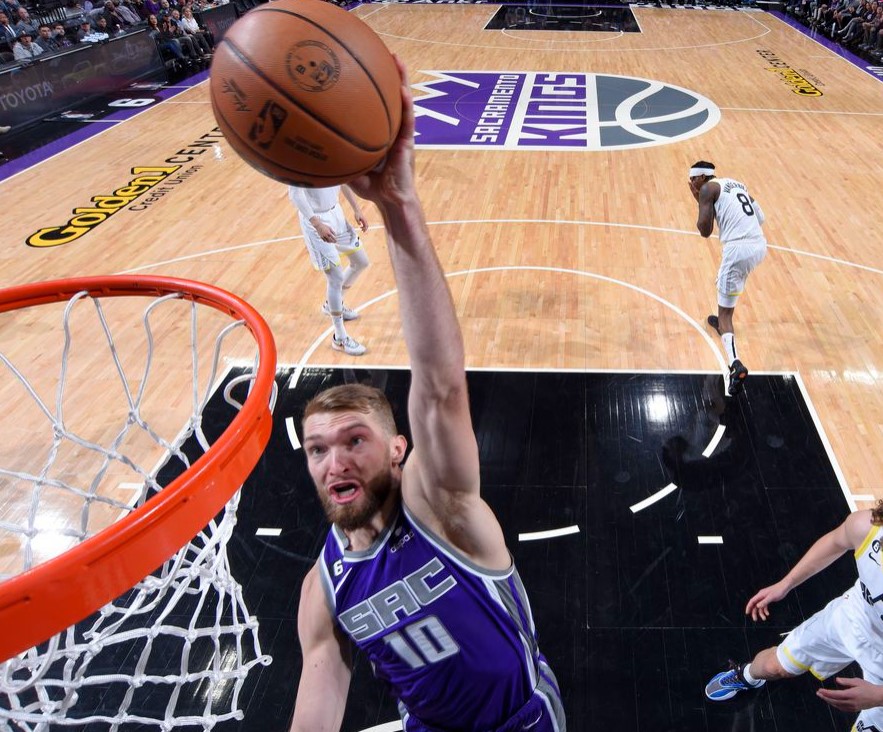 Баскетбол. NBA. Джаз — Кингс. Прогноз: Тотал (244) М