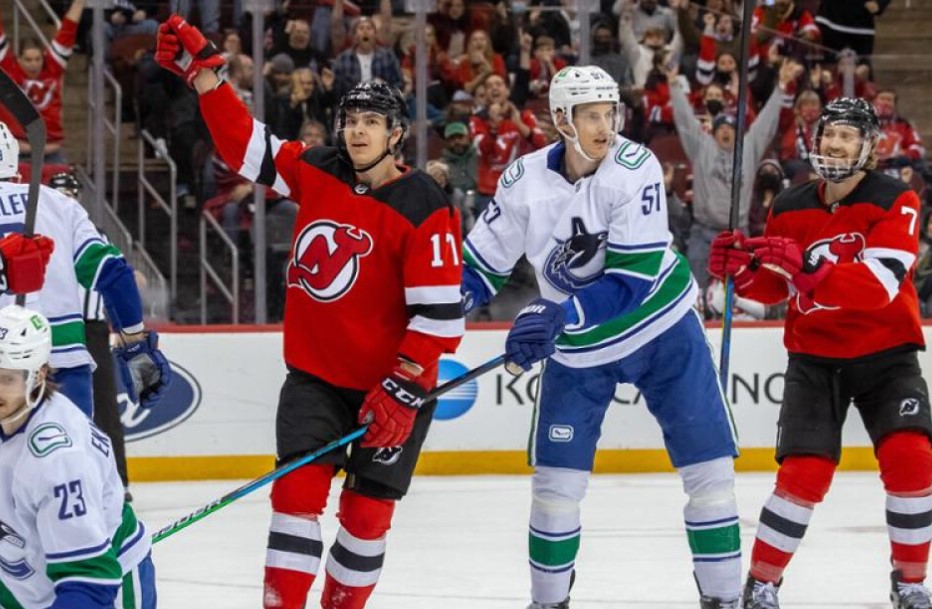 Хоккей. NHL. Нью-Джерси - Ванкувер. Прогноз: П1