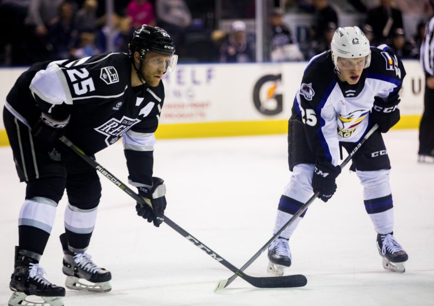 Хоккей. AHL. Коачелла - Онтарио. Прогноз: Победа в матче 1