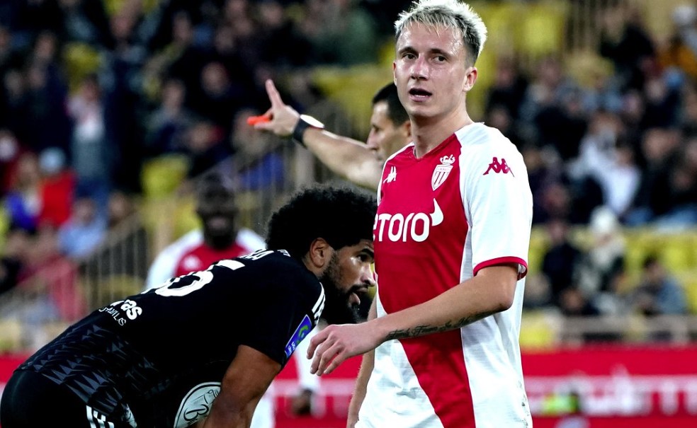 Футбол. Лига УЕФА. Байер – Монако. Прогноз: ИТ-2 (1) Б