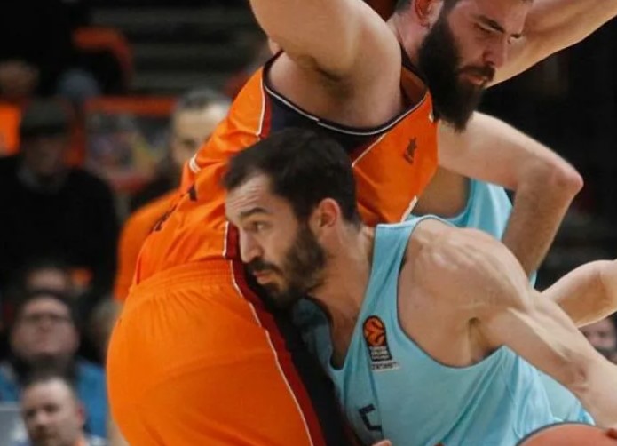 Баскетбол. АКБ. Паленсия - Барселона. Прогноз: Фора 1 (17.5)