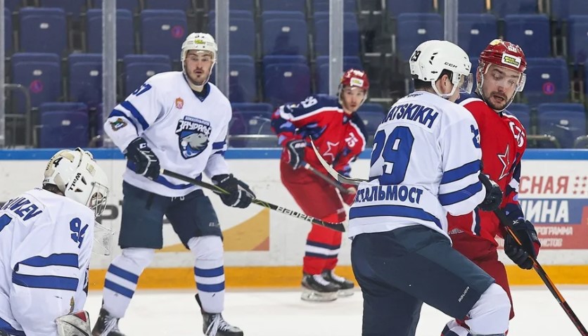 Хоккей. ВХЛ. Зауралье - Звезда. Прогноз: ИТ-1 (2.5) Б