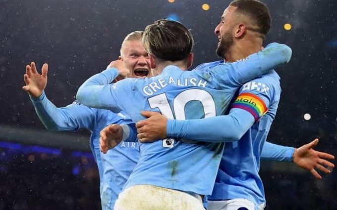 Футбол. Англия • Премьер-лига. Астон Вилла – Манчестер Сити. Прогноз: МС Не проиграет и ТБ (2.5) Б - ДА