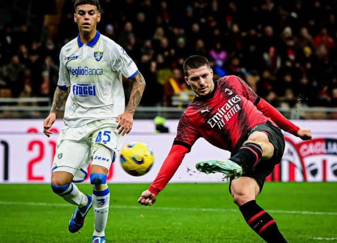 Футбол. Чемпионат Италии. Фросиноне - Милан. Прогноз: ИТ-2 (1.5) Б