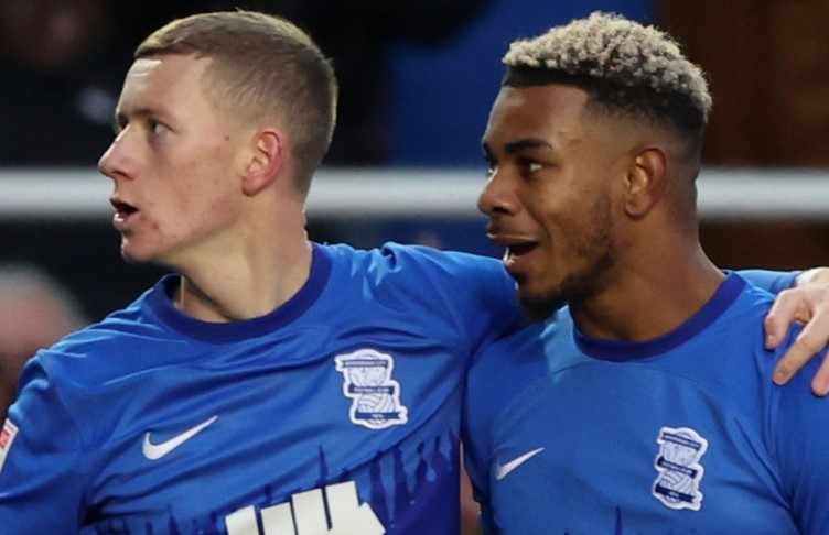 Футбол. Англия. Лестер Сити - Бирмингем. Прогноз: Тотал (2.5) Б