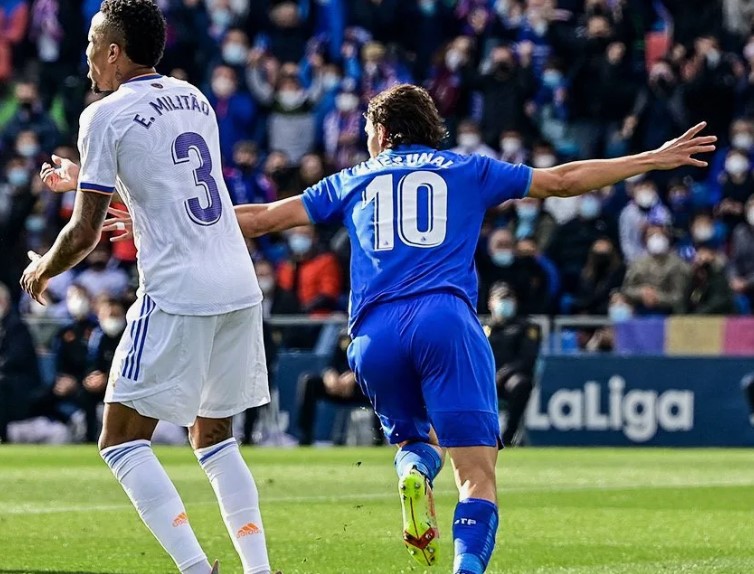 Футбол. Чемпионат Испании. Примера. Хетафе - Реал Мадрид. Прогноз: Фора 2 (-1)