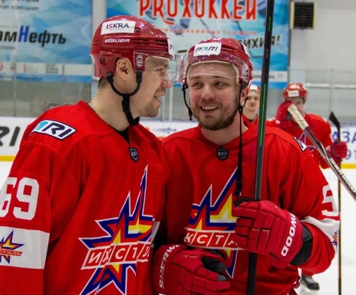 Хоккей. ВХЛ. ХК Норильск — Ижсталь. Прогноз: Фора 1 (-1.5)