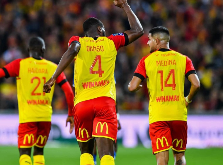 Футбол. Лига Европы УЕФА. Ланс — Фрайбург. Прогноз: П1