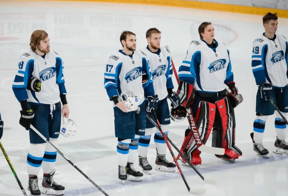 Хоккей. ВХЛ. Буран - Химик. Прогноз: ИТ-1 (2.5) М