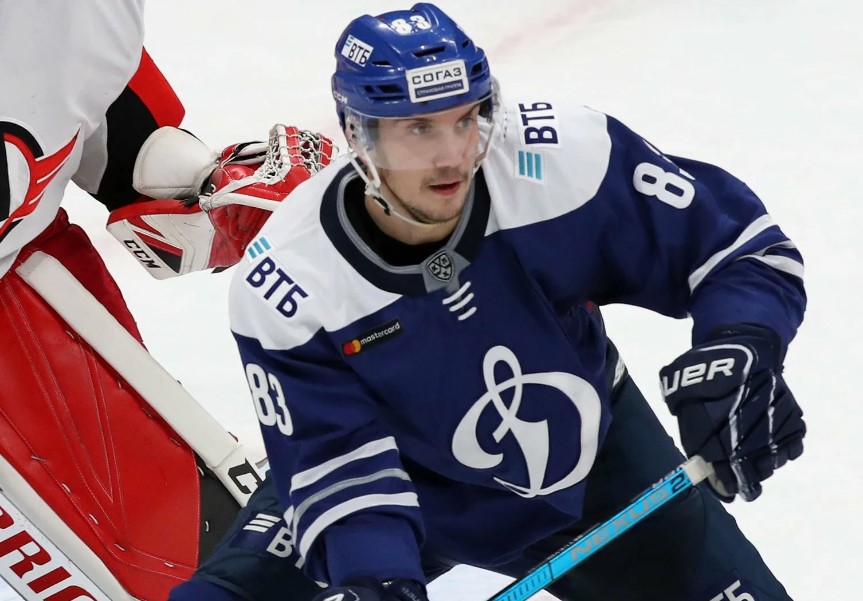 Хоккей. КХЛ, Дивизион Харламова. Автомобилист - Динамо М. Прогноз: Победа 1 с ОТ