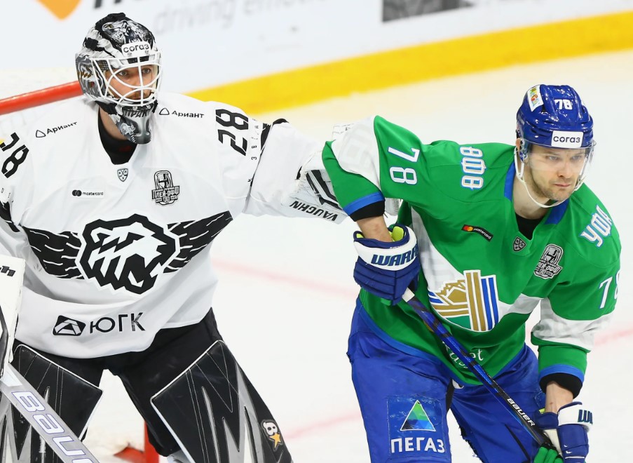 Хоккей. КХЛ. Салават Юлаев - Трактор. Прогноз: Тотал (4) Б