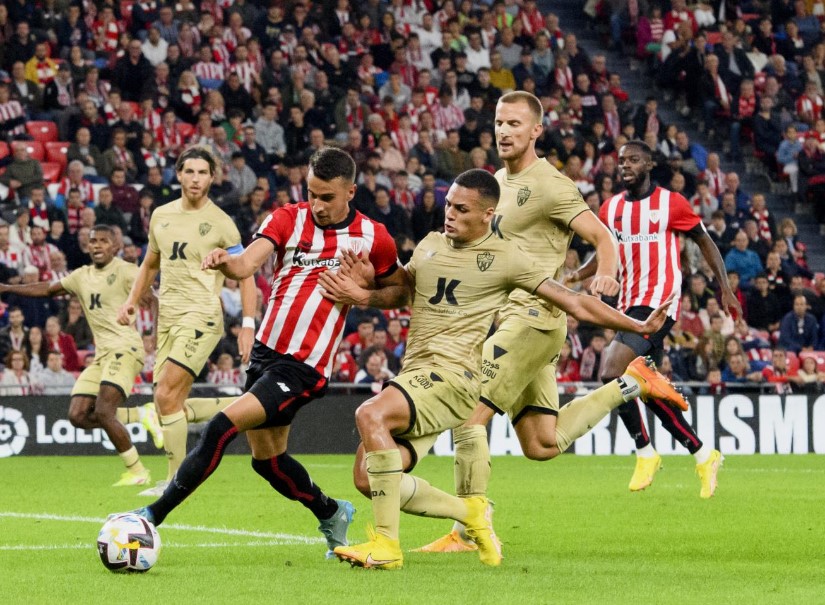 Футбол. Испания. Примера. Альмерия — Атлетик. Прогноз: Х2 + ТМ (3.5)