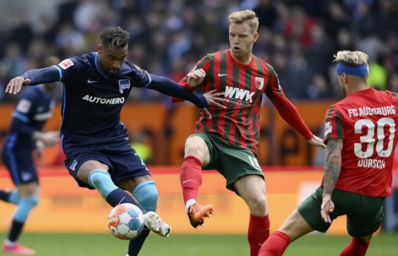 Футбол. Германия. Бундеслига. Хоффенхайм - Аугсбург. Прогноз: Тотал (3.5) М