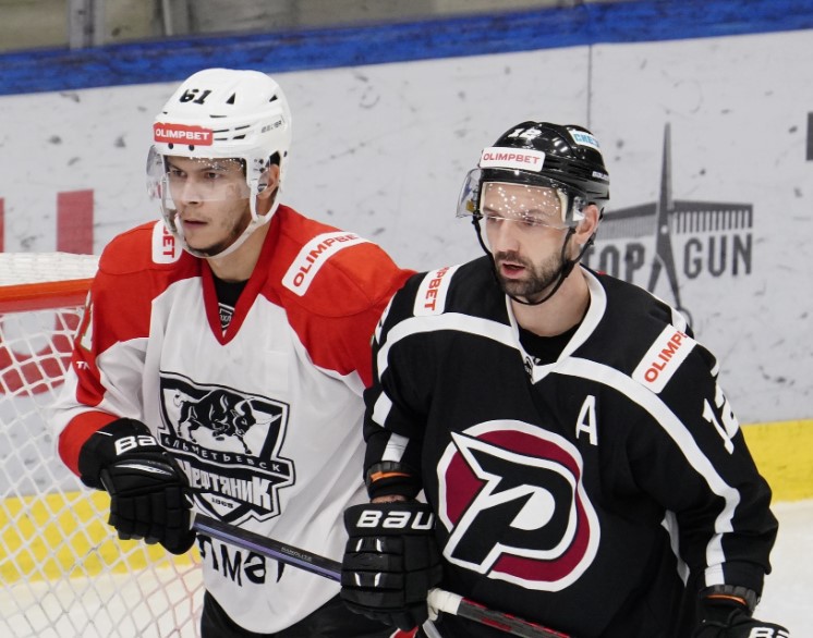 Хоккей. ВХЛ. Рубин — Нефтяник. Прогноз: ИТ-2 (1.5) Б