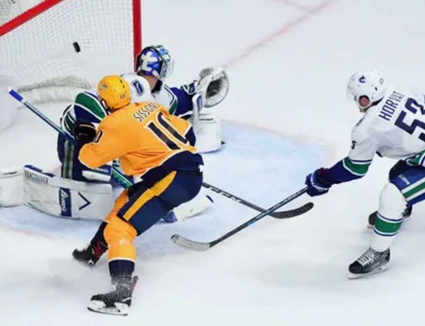 Хоккей. NHL. Нэшвилл - Ванкувер. Прогноз: Тотал (6) М