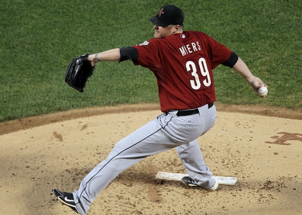 МЛБ. Хьюстон - Милуоки. Прогноз: Тотал (9.5) М