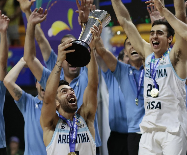 Баскетбол. Чемпионат Аргентины. Кьюимса - Пеньяроль. Прогноз: Тотал (154.5) Б