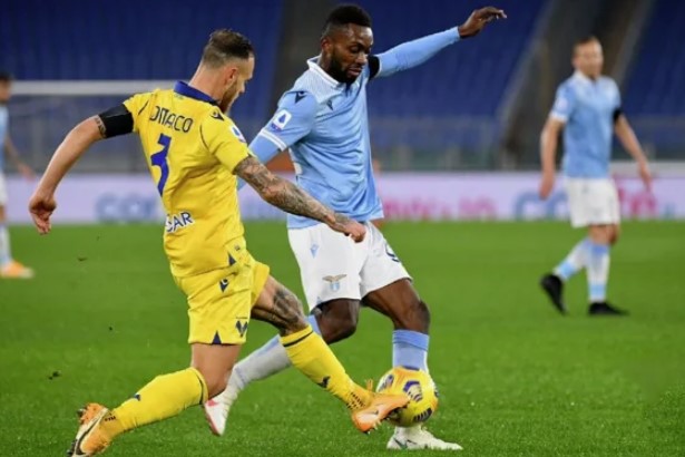 Футбол. Чемпионат Италии. Лацио — Верона. Прогноз: Тотал (2) Б