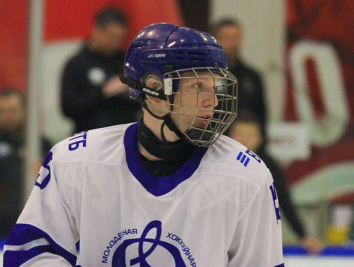 Хоккей. Товарищеские матчи. Динамо М - Ирбис. Прогноз: X2