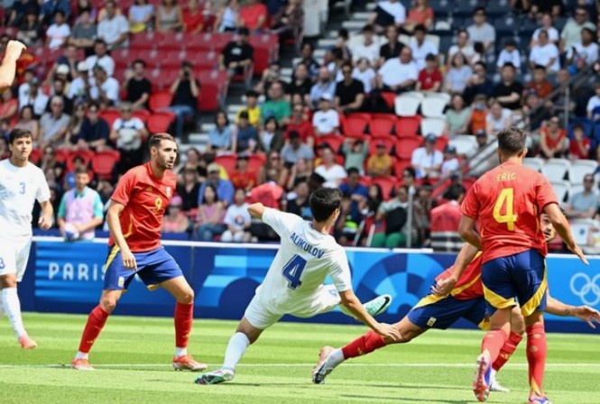 Футбол. Олимпийский турнир по футболу, Группа C. Испания — Египет. Прогноз: П1