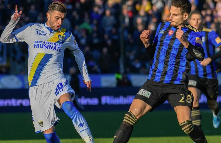 Футбол. Италия • Кубок Италии. Фрозиноне - Пиза. Прогноз: П1