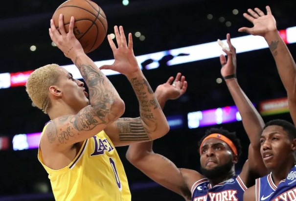 Баскетбол. NBA. Лос-Анджелес Лейкерз - Нью-Йорк Никс. Прогноз: Фора 1 (-4)