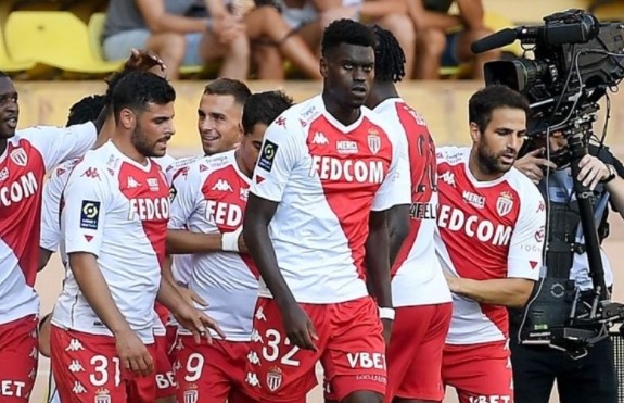 Футбол. Чемпионат Франции. Ланс – Монако. Прогноз: П2