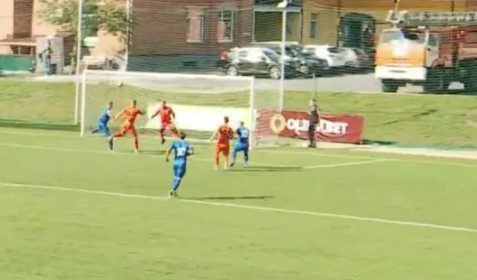 Футбол. Чемпионат России. Динамо Барнаул — Урал 2. Прогноз: Фора 1 (0)