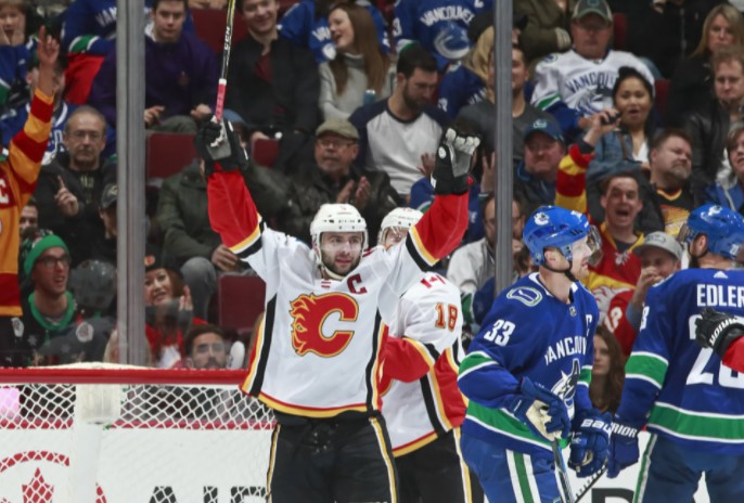 Хоккей. NHL. Калгари — Ванкувер. Прогноз: П1