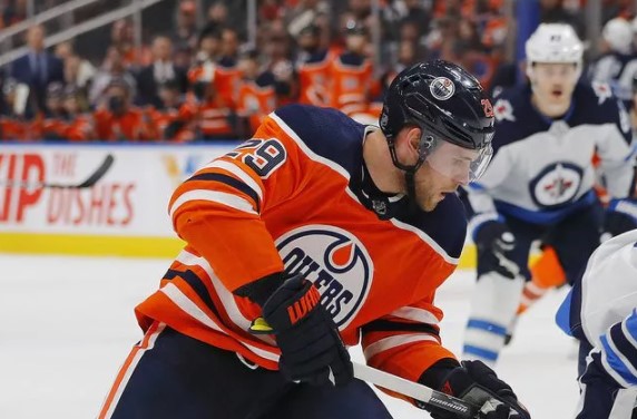 Хоккей. NHL. Виннипег Джетс – Эдмонтон Ойлерз. Прогноз: Победа в матче 2