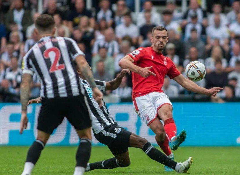 Футбол. Чемпионат Англии. Ньюкасл Юнайтед — Ноттингем Форест. Прогноз: Обе забьют - ДА