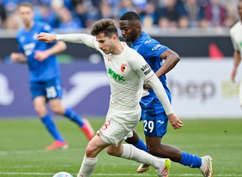 Футбол. Чемпионат Германии. Аугсбург — Бавария. Прогноз: Фора 2 (-1)