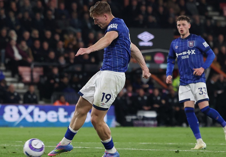 Футбол. АНГЛИЯ: ПРЕМЬЕР-ЛИГА 2024-2025. Ипсвич Таун — Вулверхэмптон. Прогноз: Обе забьют - ДА