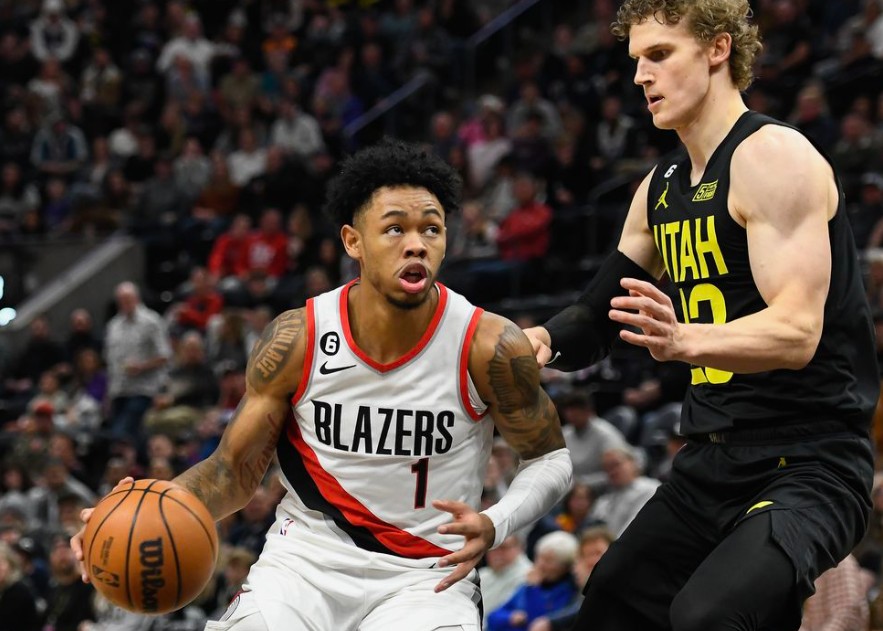 Баскетбол. NBA. Юта Джаз — Портленд Трейл Блэйзерс. Прогноз: Фора 2 (-3)