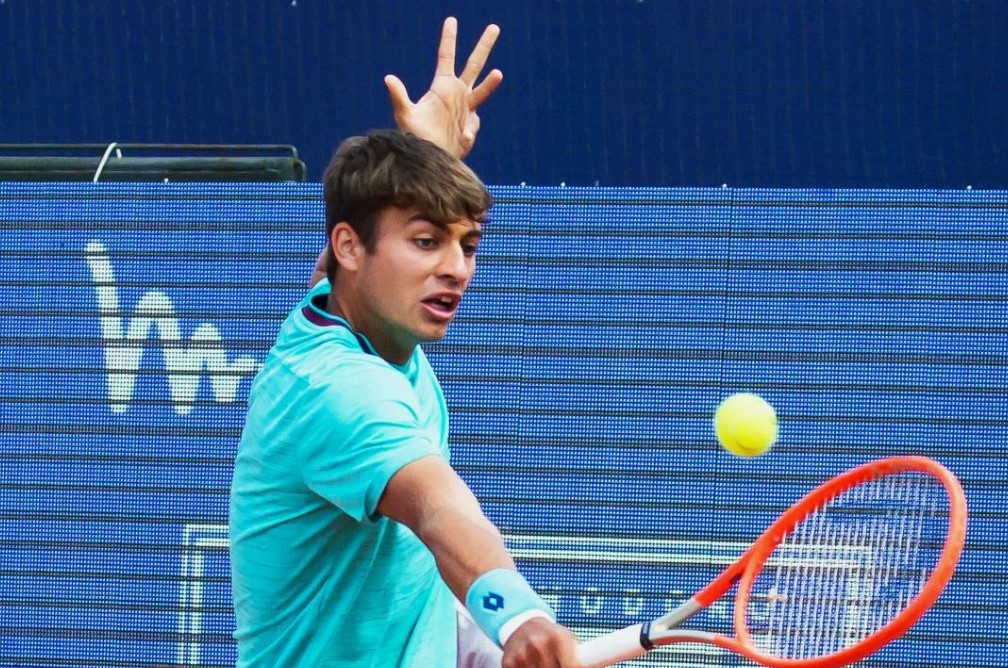 Теннис. ATP. Томас Мартин Этчеверри — Флавио Коболли. Прогноз: П2