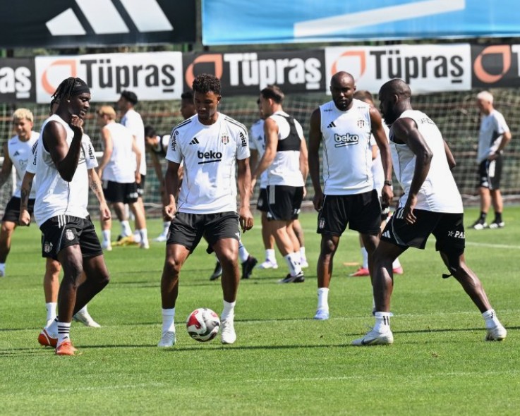 Футбол. Лига Европы . 2-й квалификационный раунд. 1-й матч. Бешикташ — Шахтер. Прогноз: ИТ-2 (1) Б