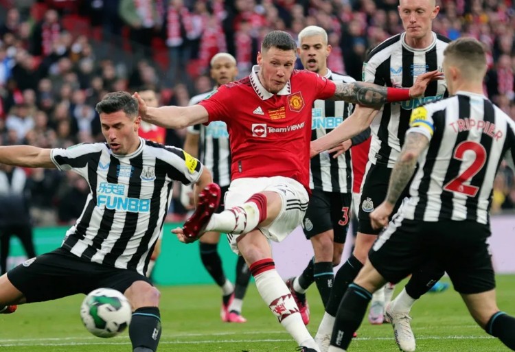 Футбол. Чемпионат Англии. Премьер-лига. Ньюкасл Юнайтед - Манчестер Юнайтед. Прогноз: ИТ-1 (1.5) Б