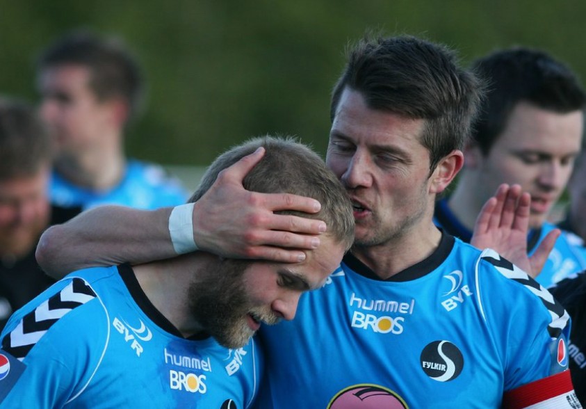 Футбол. ИСЛАНДИЯ: БЕСТА ДЕЙЛЬДИН 2025. КР Рейкьявик - Вестри. Прогноз: П1