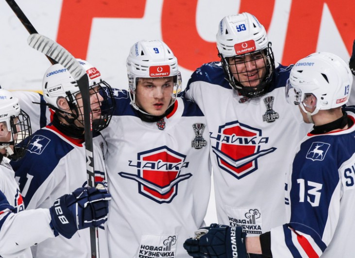 Хоккей. МХЛ. МХК Спартак - Чайка. Прогноз: ИТ-1 (3) Б