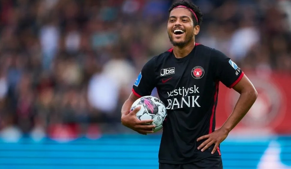 Футбол. Лига Европы УЕФА - Квалификация. Мидтьюлланн — Хиберниан. Прогноз: Обе забьют - ДА