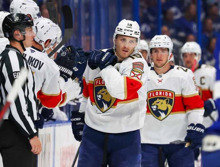 Хоккей. НХЛ. Вашингтон Кэпиталз — Каролина Харрикейнз. Прогноз: (голы в бол.) ИТ-1 (0.5) Б