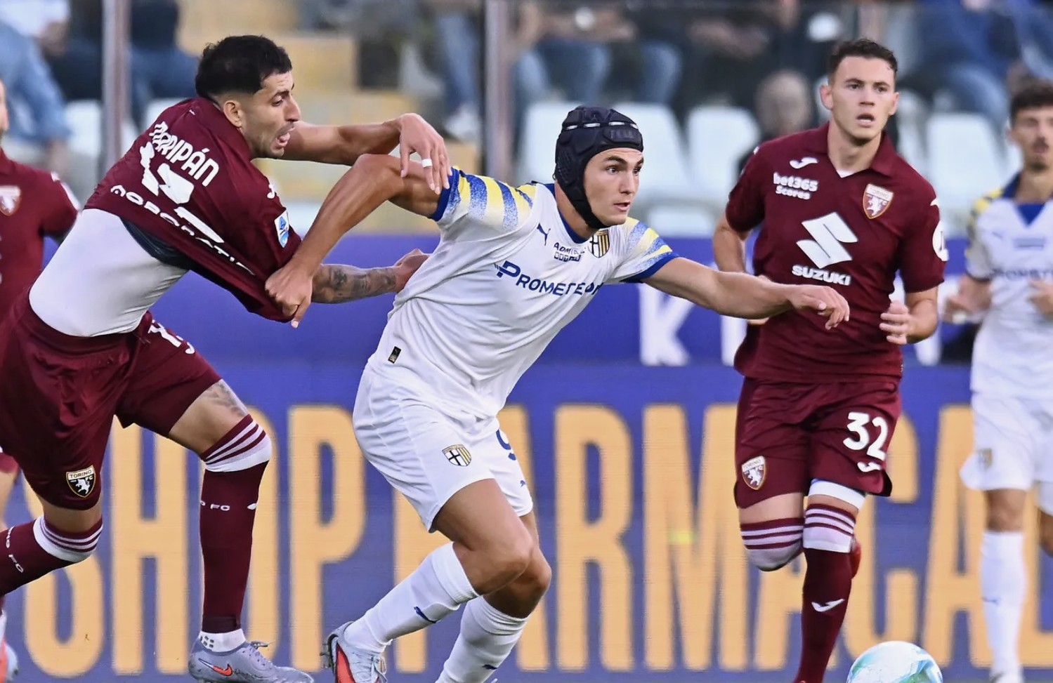 Футбол. Чемпионат Италии. Серия А. Торино — Парма. Прогноз: Тотал (2) Б