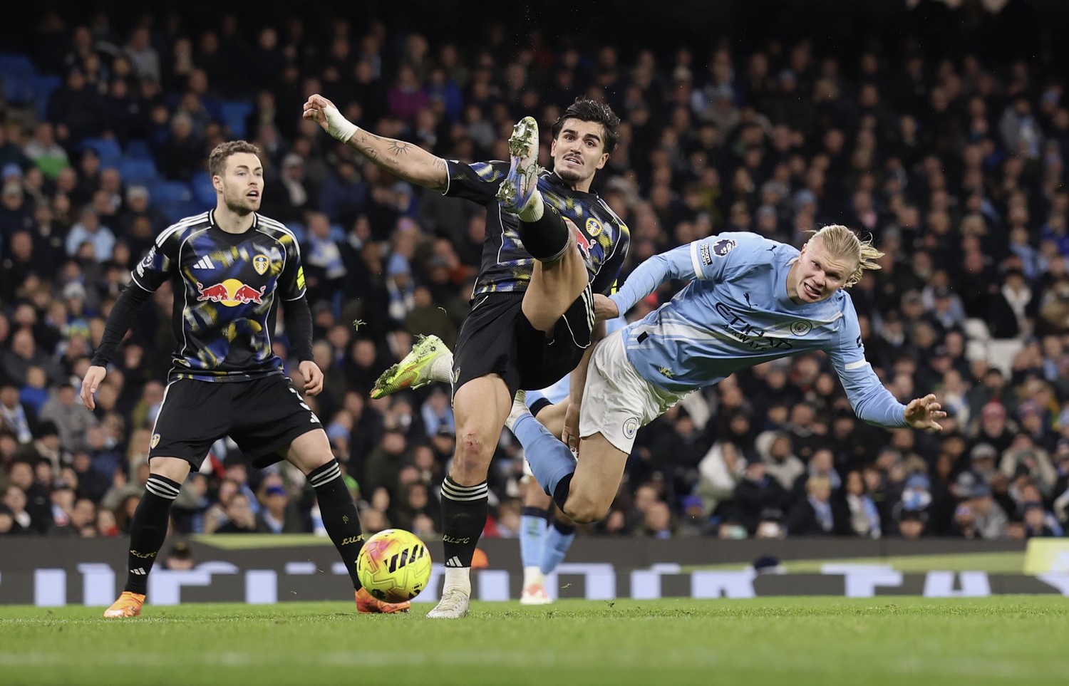 Футбол. Чемпионат Англии. Премьер-лига. Лидс Юнайтед — Манчестер Сити. Прогноз: ИТ-2 (1.5) Б
